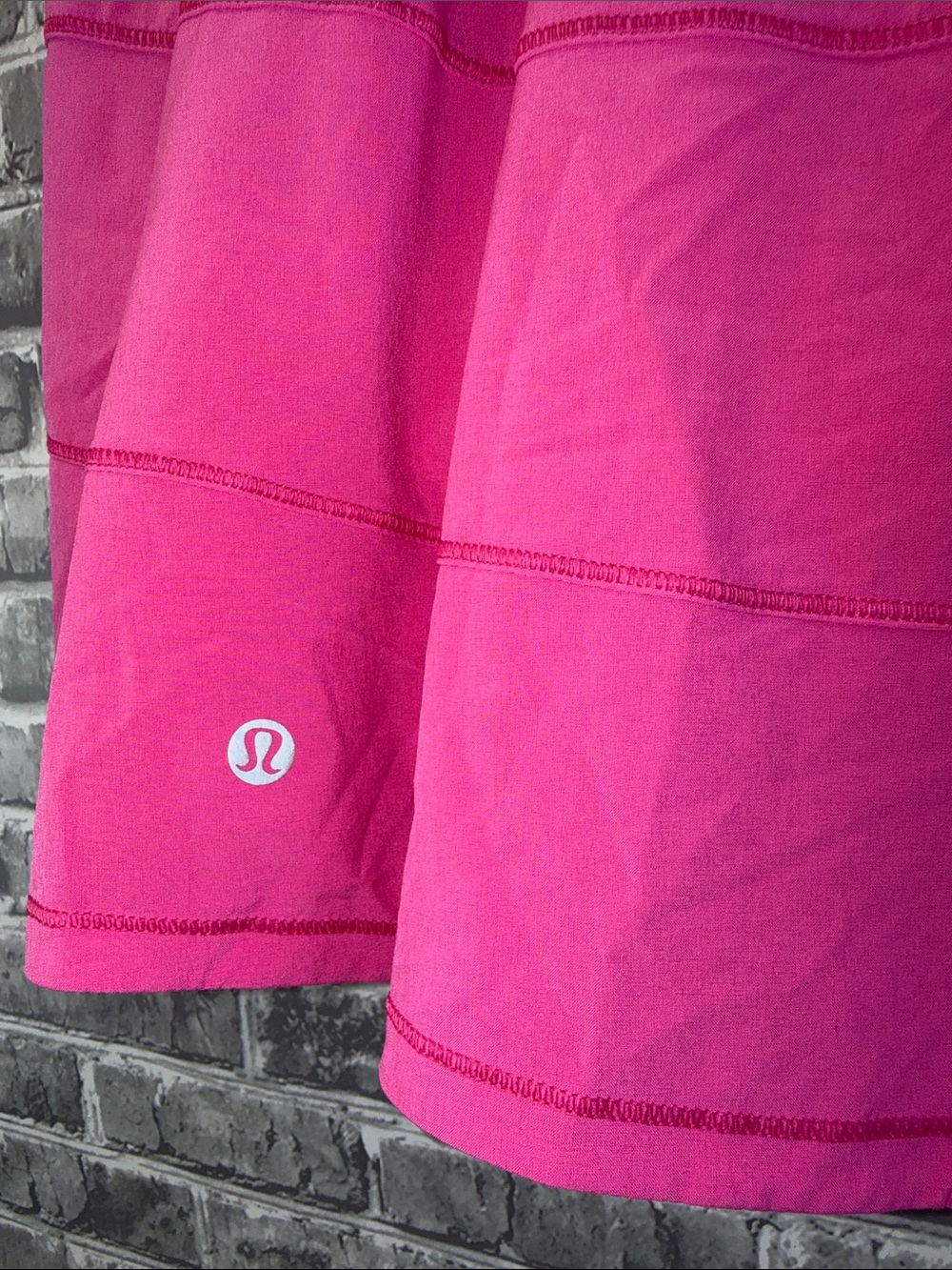 lululemon athletica Bright Pink Skater Athletic Skirt - Picture 2 of 10